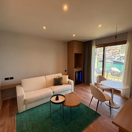 Duchi Maris Luxury